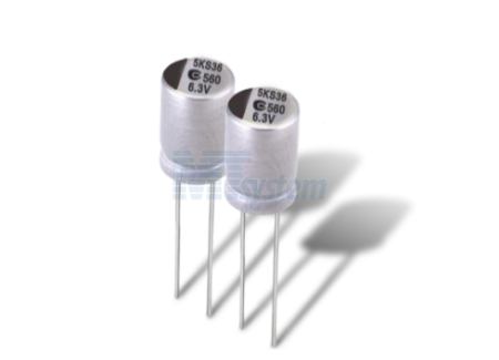 2R5AR5K821M06X8C 820uF, 2.5V, Polymer